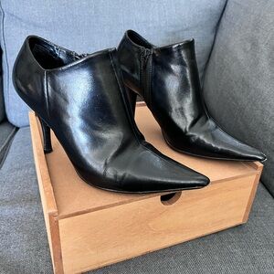 Nine West Brooklyn TJ Elegant Black Leather Ankle Shoe Boots